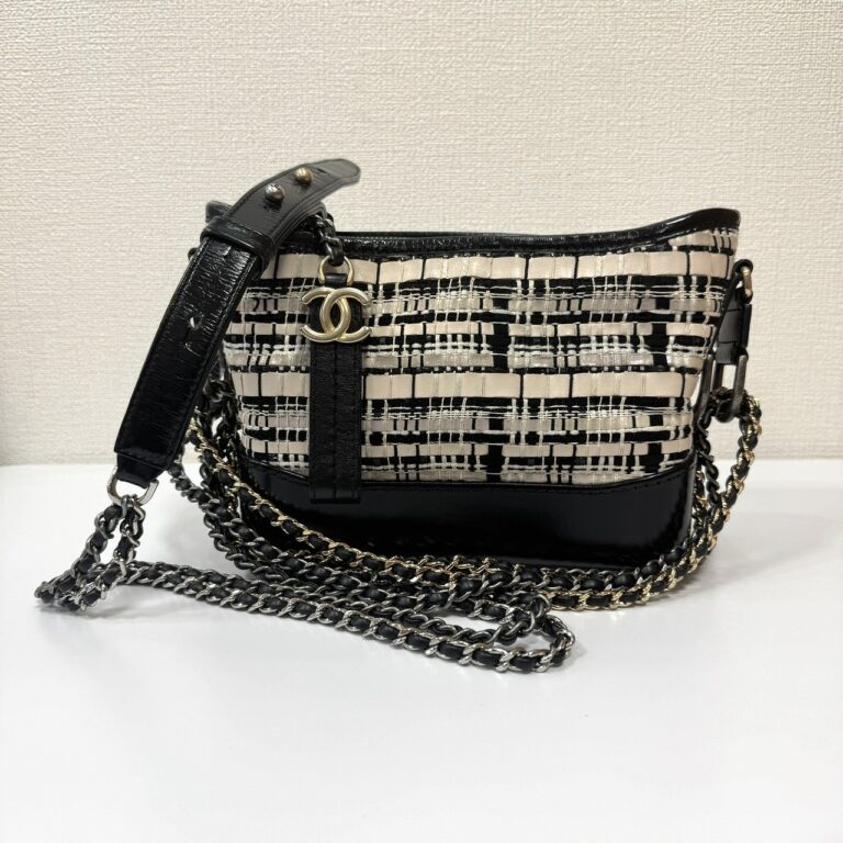 藤沢市長後の買取ふじで買取したシャネルのココマーク付きブラック×ホワイト ツイード チェーンショルダーバッグ