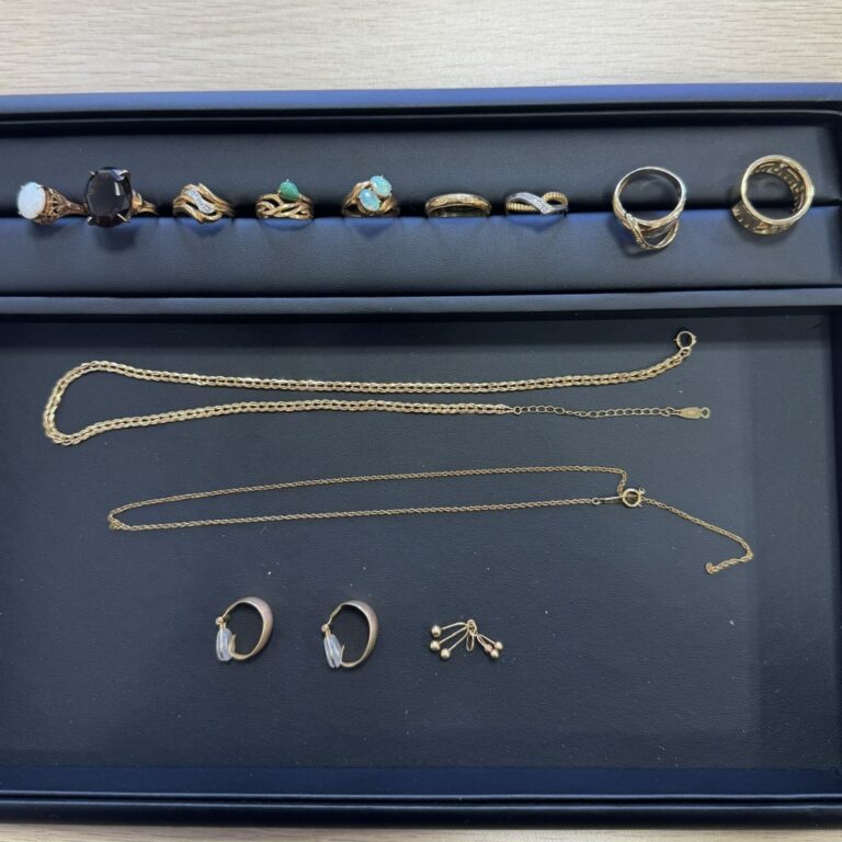 藤沢市長後の買取ふじで買取した指輪・ネックレス・イヤリングなどの貴金属アクセサリー